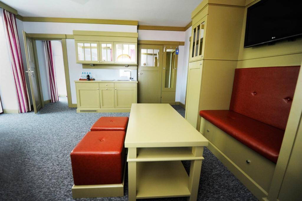 Hotel Ros Pisz Rom bilde